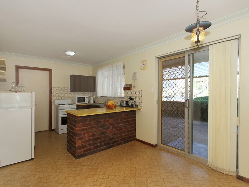 12 Channel Drive, Heathridge WA 6027