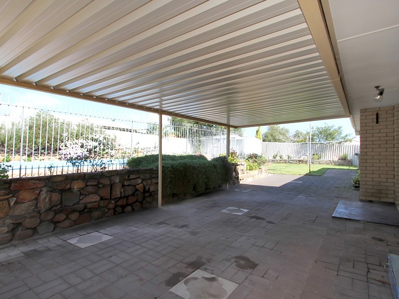 12 Channel Drive, Heathridge WA 6027