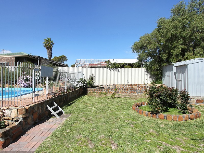 12 Channel Drive, Heathridge WA 6027