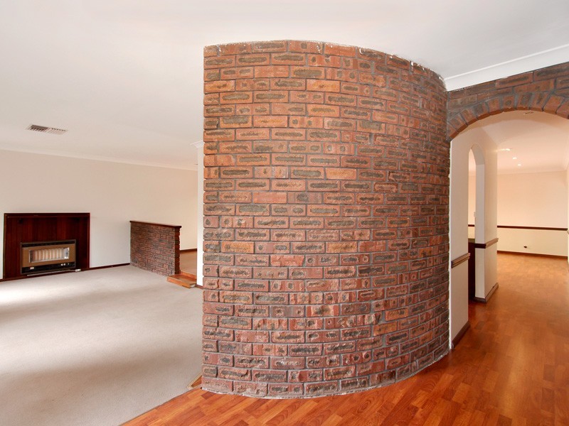 18 Madrona Cres, Greenwood WA 6024