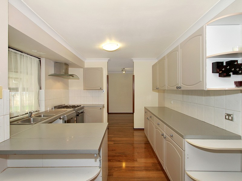 1 Carbridge Way, Duncraig WA 6023