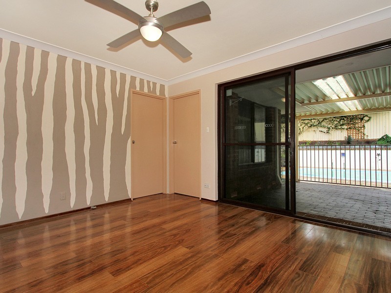 1 Carbridge Way, Duncraig WA 6023