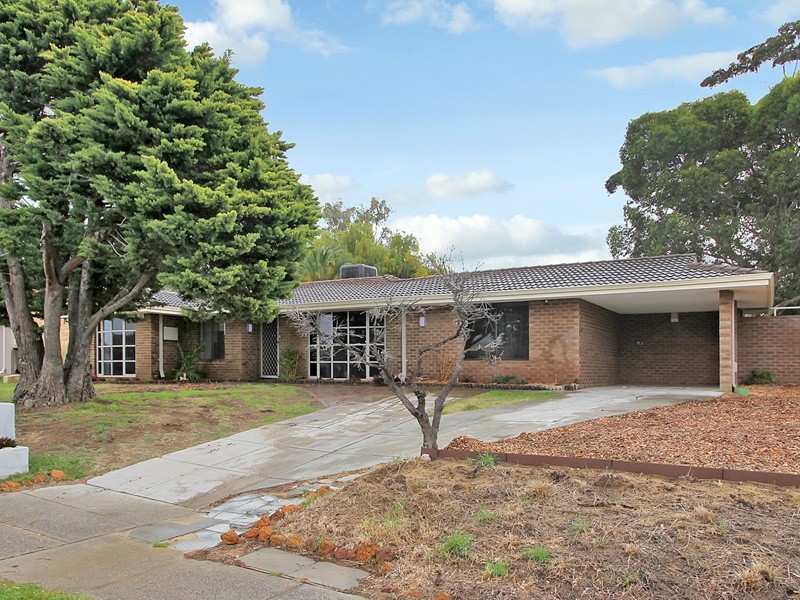 1 Carbridge Way, Duncraig WA 6023