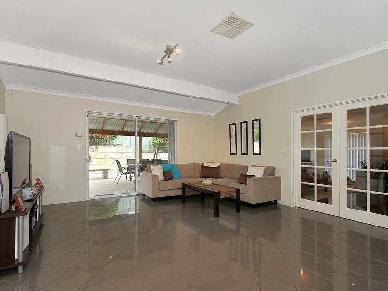 36 Ohrid Place, Joondalup WA 6027