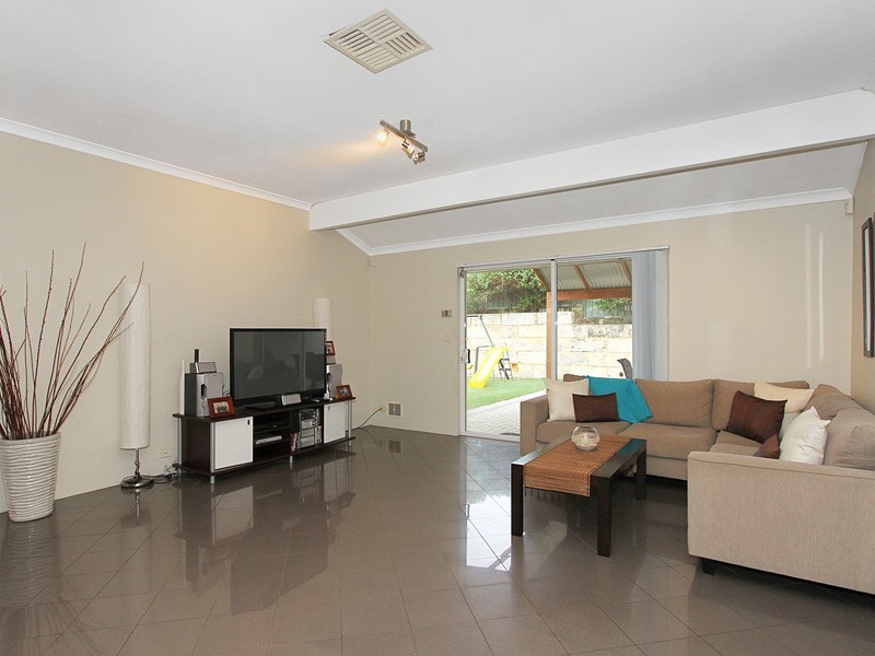36 Ohrid Place, Joondalup WA 6027
