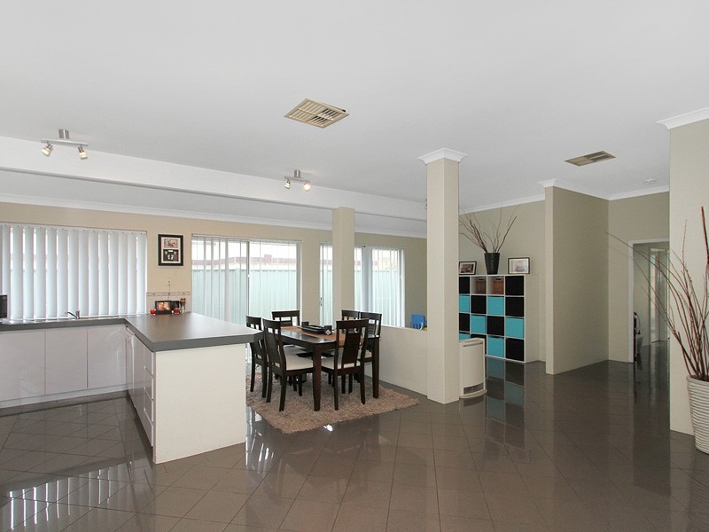 36 Ohrid Place, Joondalup WA 6027