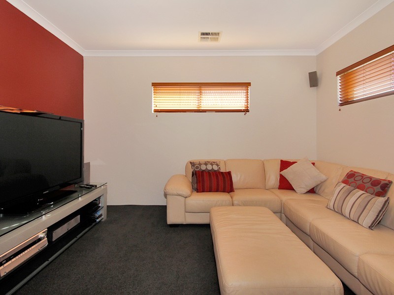 62 Stockholm Road, Wanneroo WA 6065