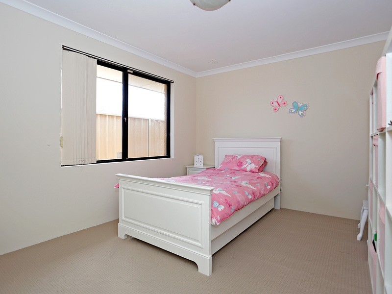 42 Rayner Drive, Landsdale WA 6065