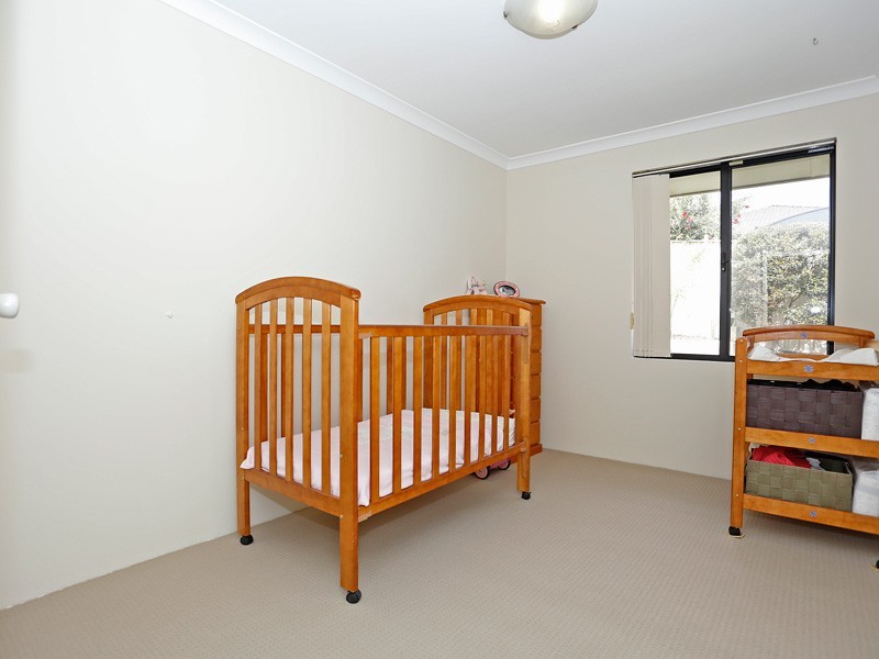 42 Rayner Drive, Landsdale WA 6065