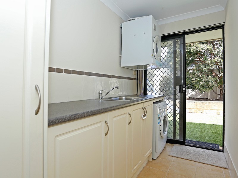 42 Rayner Drive, Landsdale WA 6065