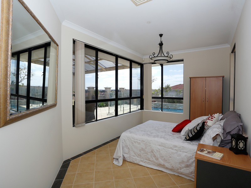 42 Rayner Drive, Landsdale WA 6065