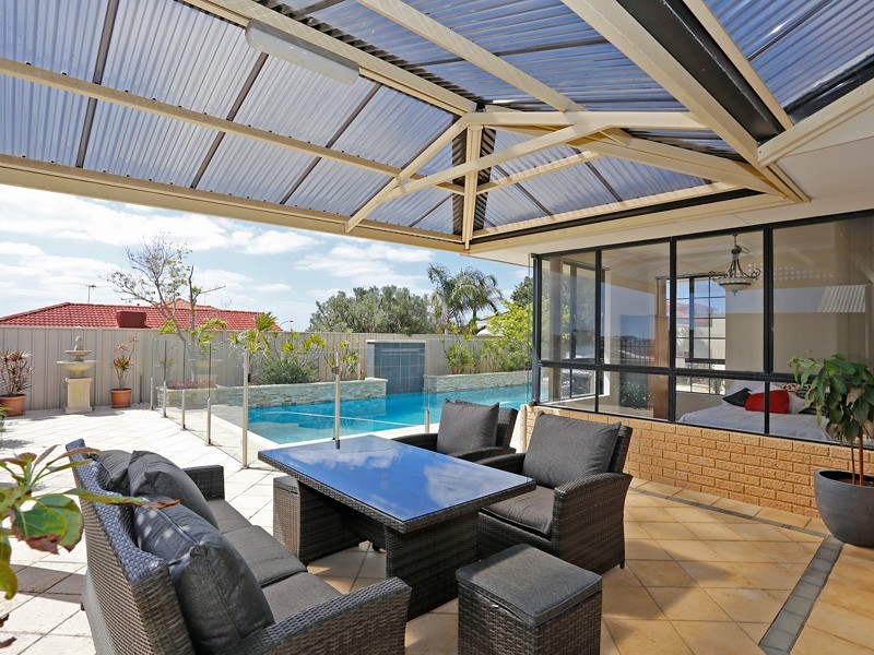 42 Rayner Drive, Landsdale WA 6065