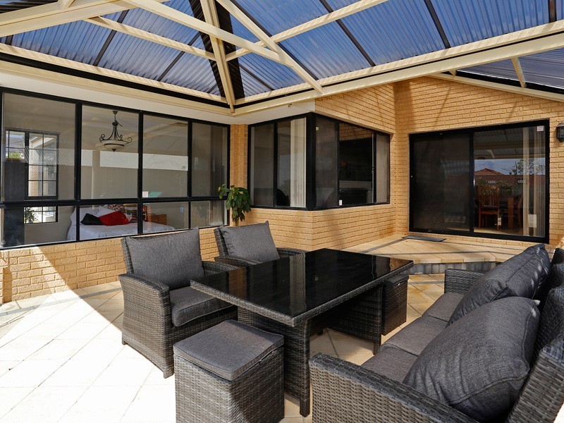 42 Rayner Drive, Landsdale WA 6065