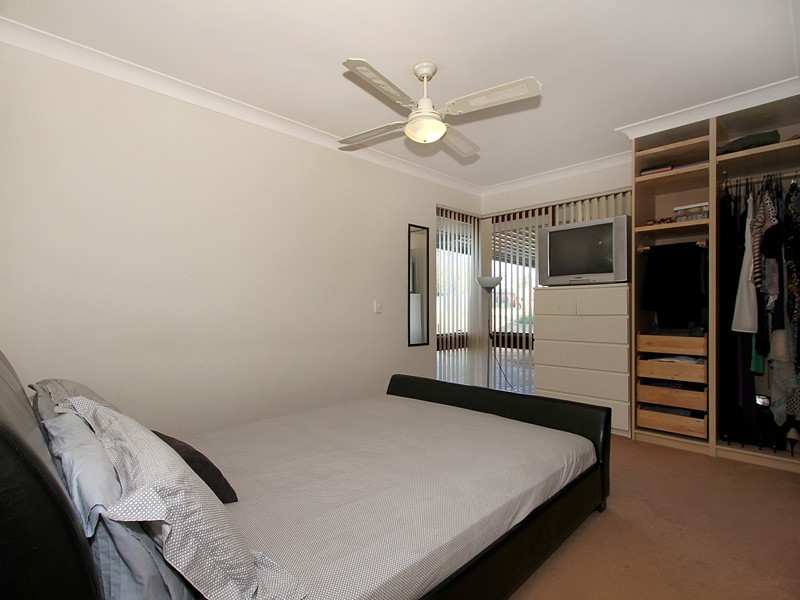 30 Allinga Crescent, Craigie WA 6025