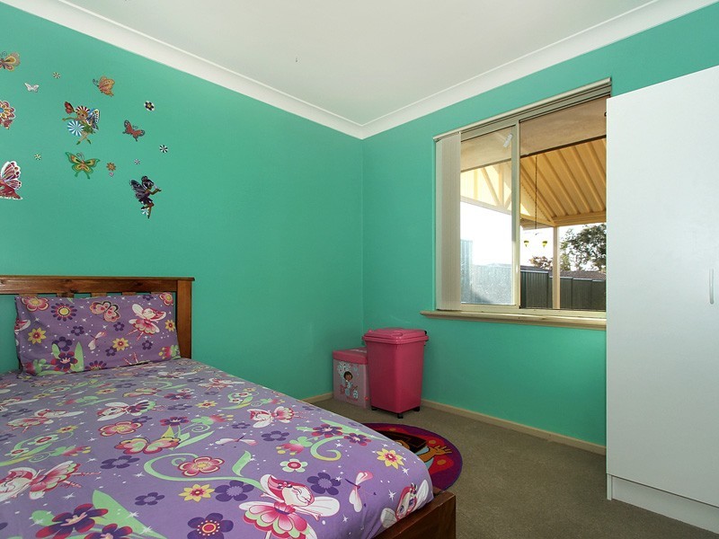 30 Allinga Crescent, Craigie WA 6025