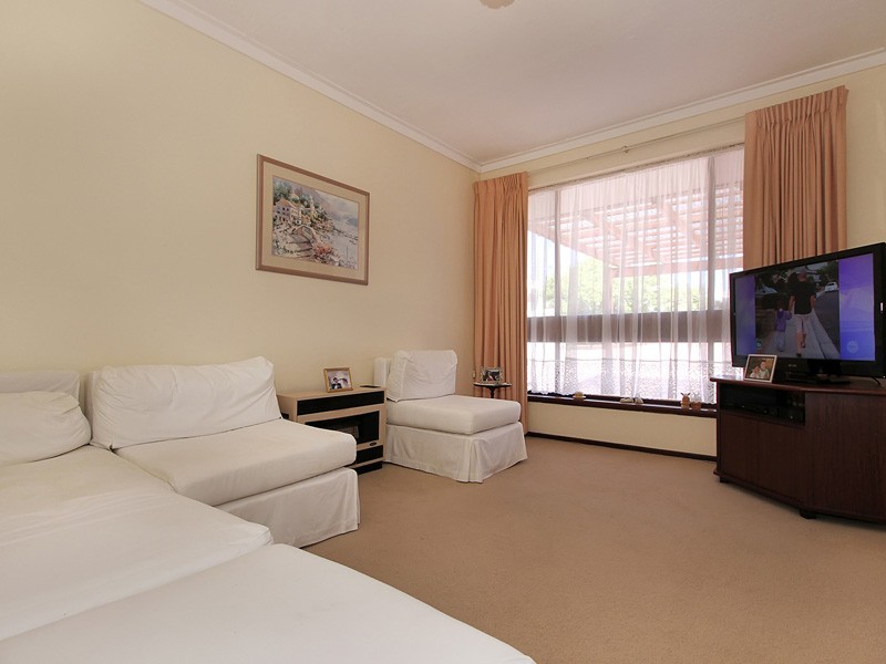 43 Buchanan Way, Padbury WA 6025