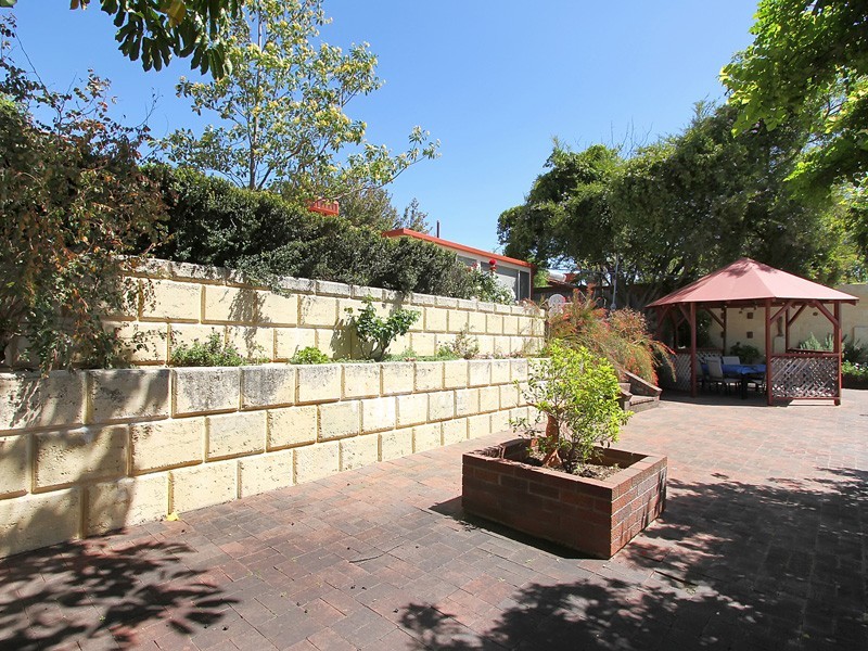 43 Buchanan Way, Padbury WA 6025