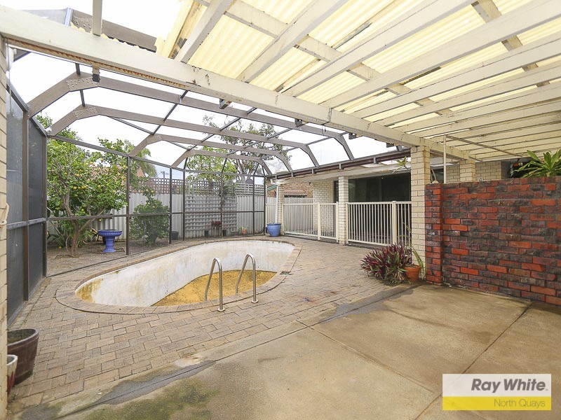 11 Strathaven Crescent, Greenwood WA 6024