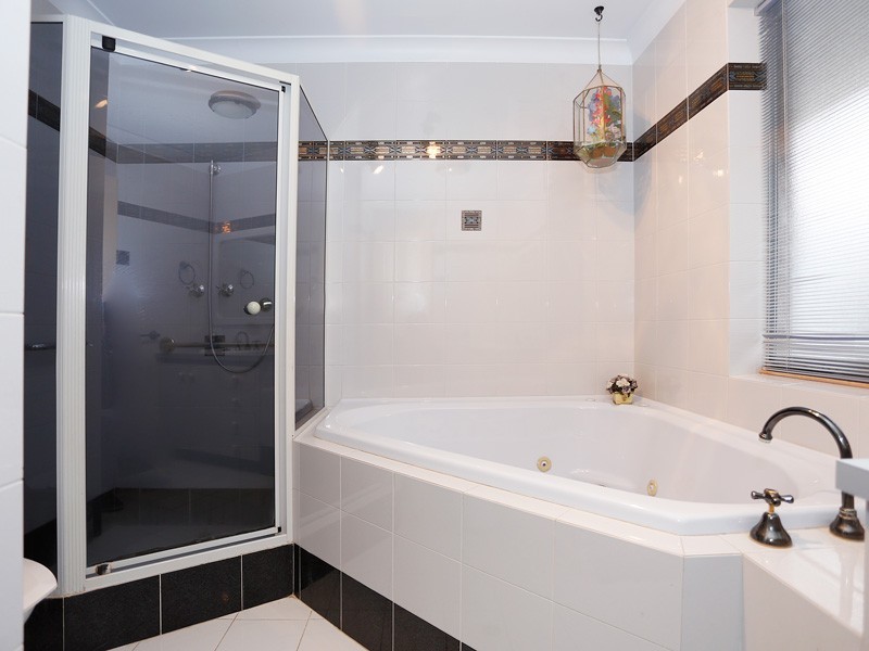 20 Maree Street, Hamersley WA 6022