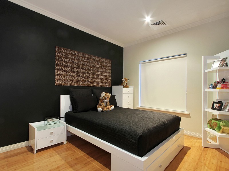 12 Jacolite Street, Darch WA 6065