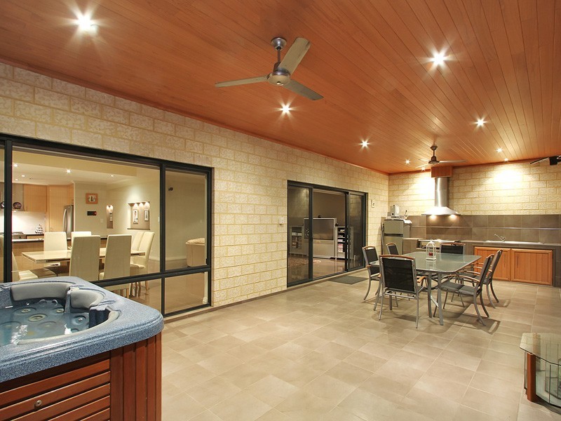 12 Jacolite Street, Darch WA 6065