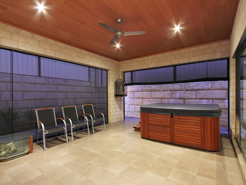 12 Jacolite Street, Darch WA 6065