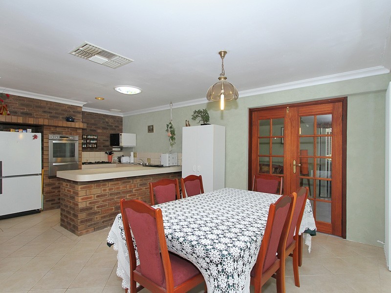 20 Durban Crescent, Kingsley WA 6026