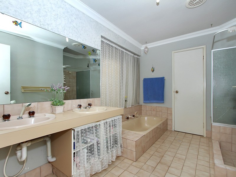 20 Durban Crescent, Kingsley WA 6026