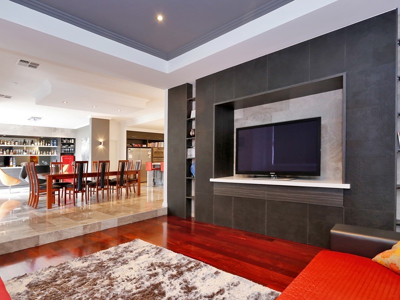 17 Calderstone Rise, Landsdale WA 6065