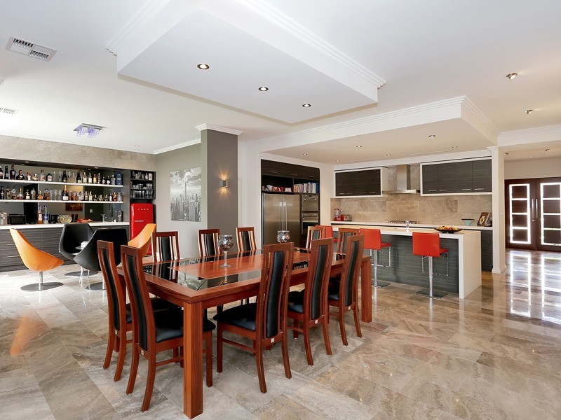 17 Calderstone Rise, Landsdale WA 6065