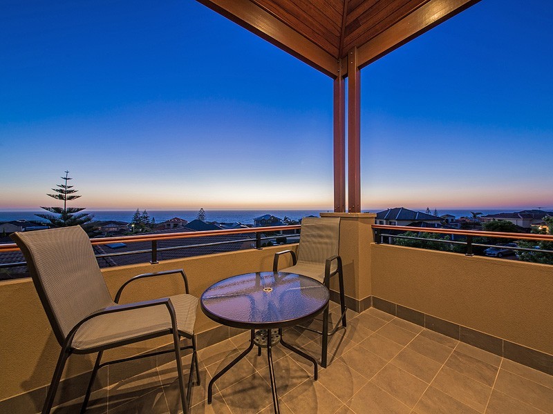 6 Plymouth  Cove, Ocean Reef WA 6027