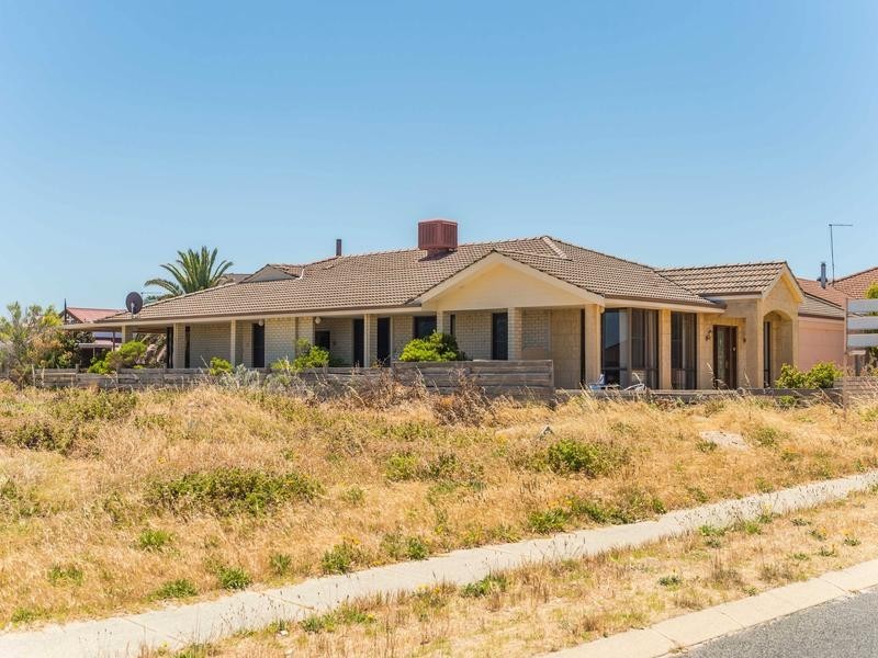 31 Sovereign Drive, Two Rocks WA 6037