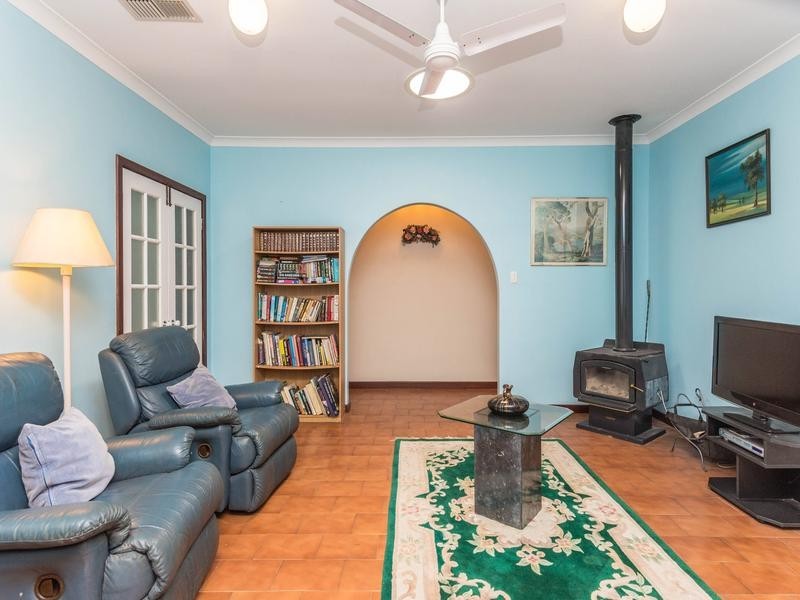 31 Sovereign Drive, Two Rocks WA 6037