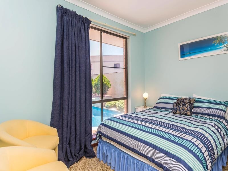 31 Sovereign Drive, Two Rocks WA 6037