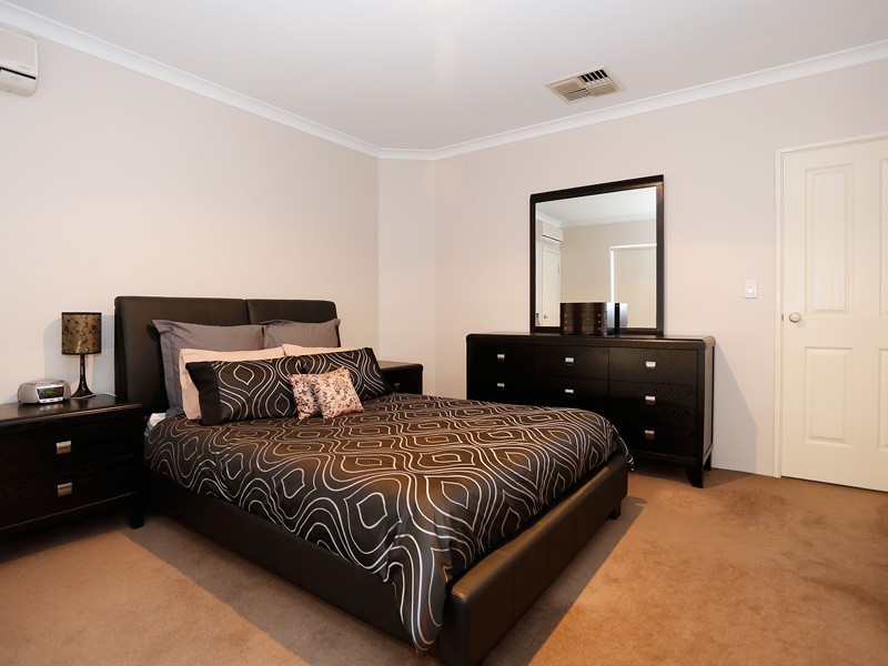 11 Rayner Drive, Landsdale WA 6065
