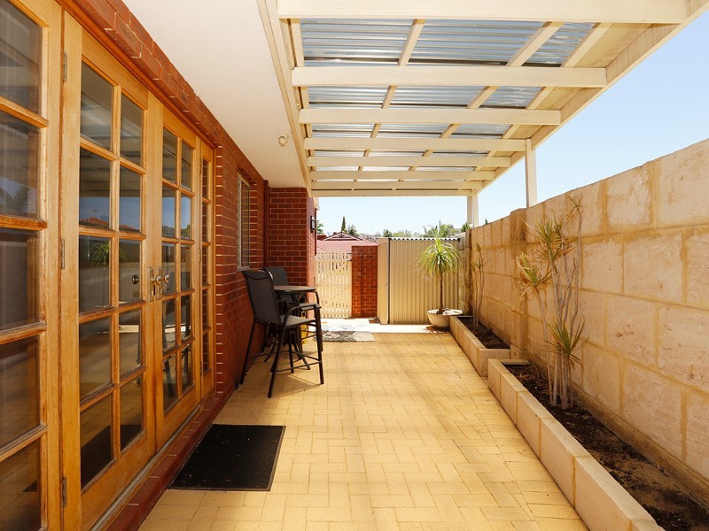 11 Rayner Drive, Landsdale WA 6065