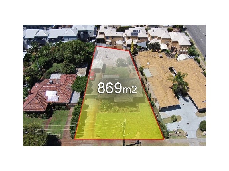 3 Leeder Street, Glendalough WA 6016