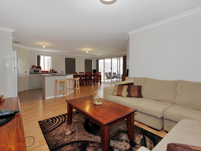 42 Beachside Parade, Yanchep WA 6035