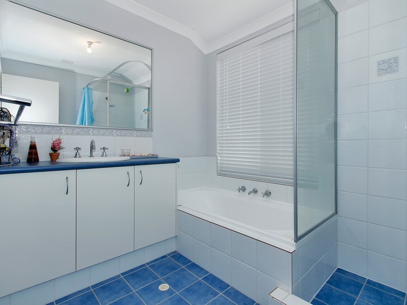 42 Beachside Parade, Yanchep WA 6035