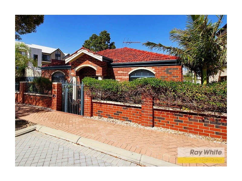 1 Sittella Turn, Joondalup WA 6027