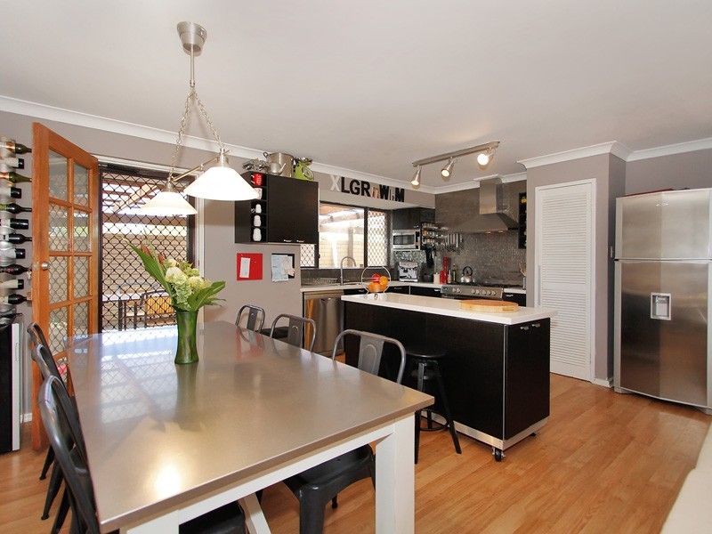 14B Howell St, Marmion WA 6020