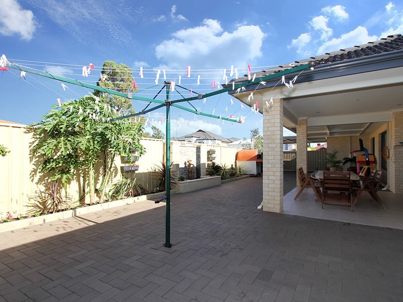 152 Nicholas Road, Hocking WA 6065