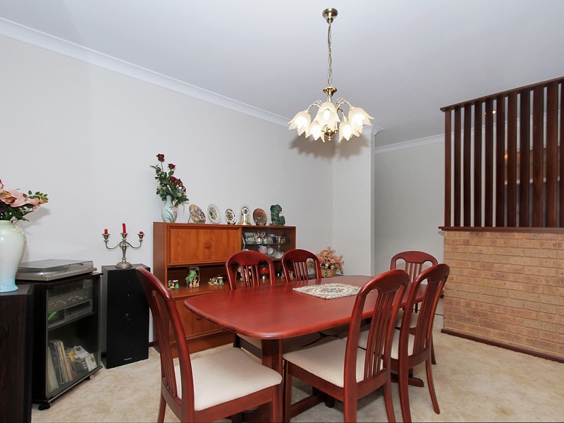 8 Ellara Court, Alexander Heights WA 6064