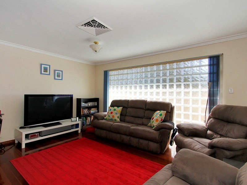 2 Merrifield Place, Mullaloo WA 6027