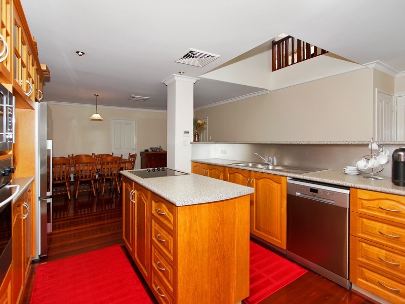 2 Merrifield Place, Mullaloo WA 6027