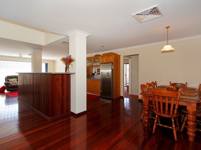 2 Merrifield Place, Mullaloo WA 6027