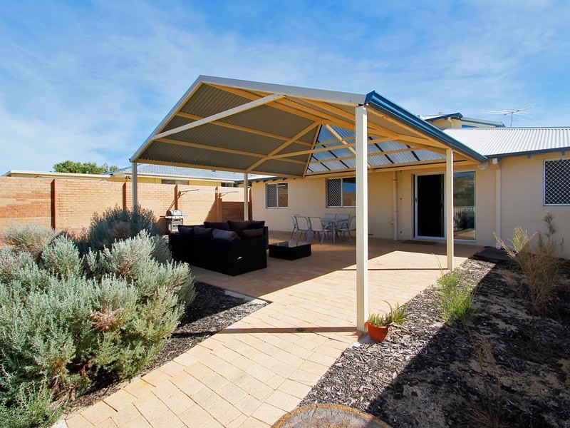 2 Merrifield Place, Mullaloo WA 6027