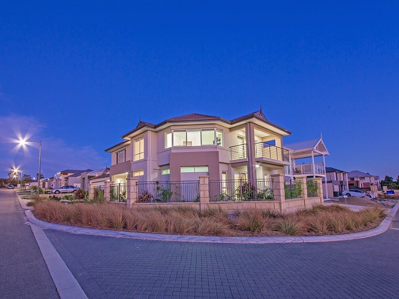 20 Panzano Circuit, Woodvale WA 6026