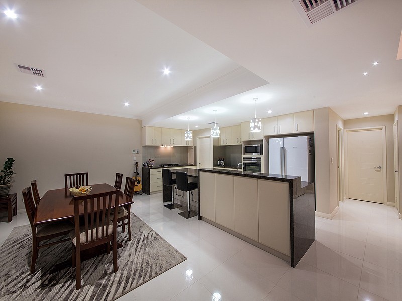 20 Panzano Circuit, Woodvale WA 6026