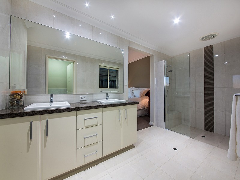 20 Panzano Circuit, Woodvale WA 6026